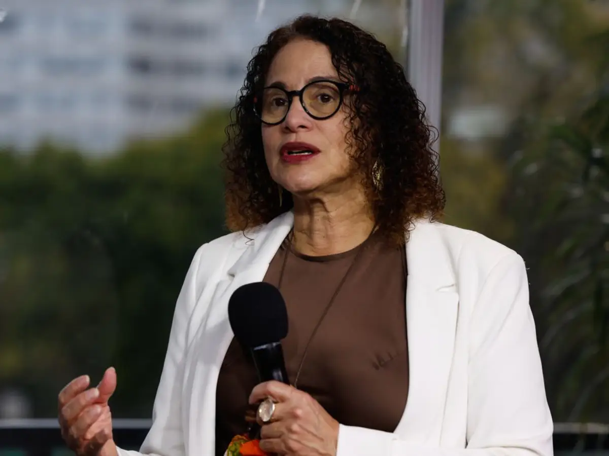 brics propõe estudo para construir rede própria de cabos submarinos